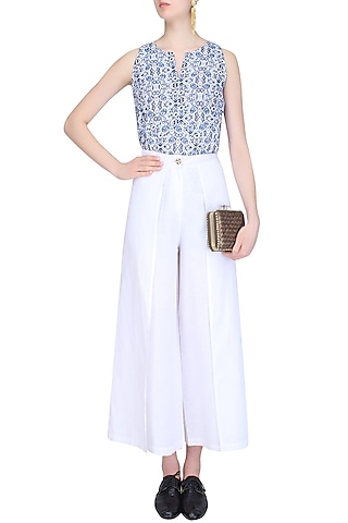 White Pleated Flared Pants by Soutache