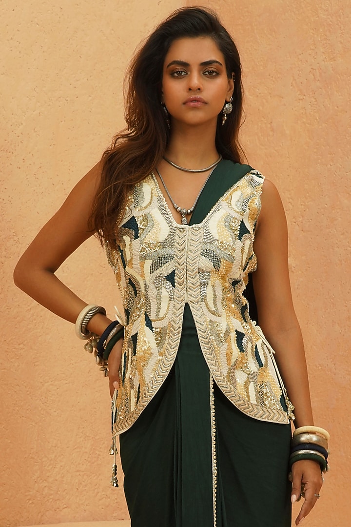 Emerald Green Double Georgette Draped Reception Saree Set by Sva By Sonam & Paras Modi at Pernia's Pop Up Shop