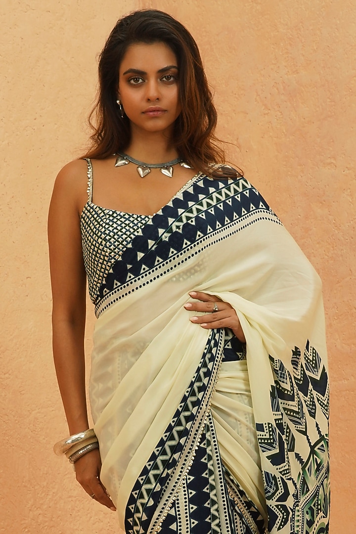 Ivory Crepe Geometric Printed Wedding Saree Set by Sva By Sonam & Paras Modi at Pernia's Pop Up Shop