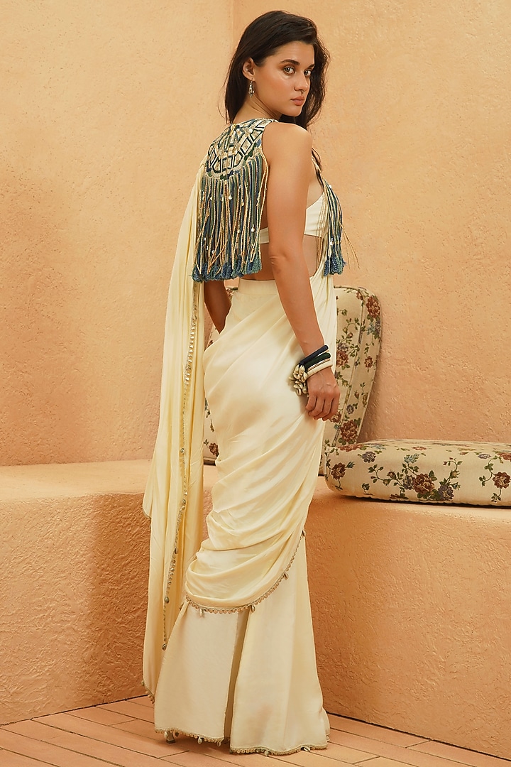 Ivory Silk Wedding Saree Set by Sva By Sonam & Paras Modi at Pernia's Pop Up Shop