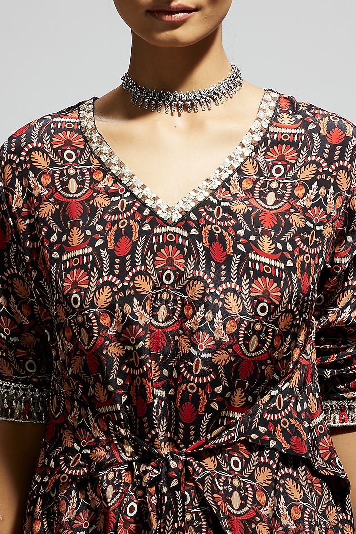 Grey Crepe Jaal Printed Tunic Set by SVA BY SONAM & PARAS MODI at Pernia's Pop Up Shop