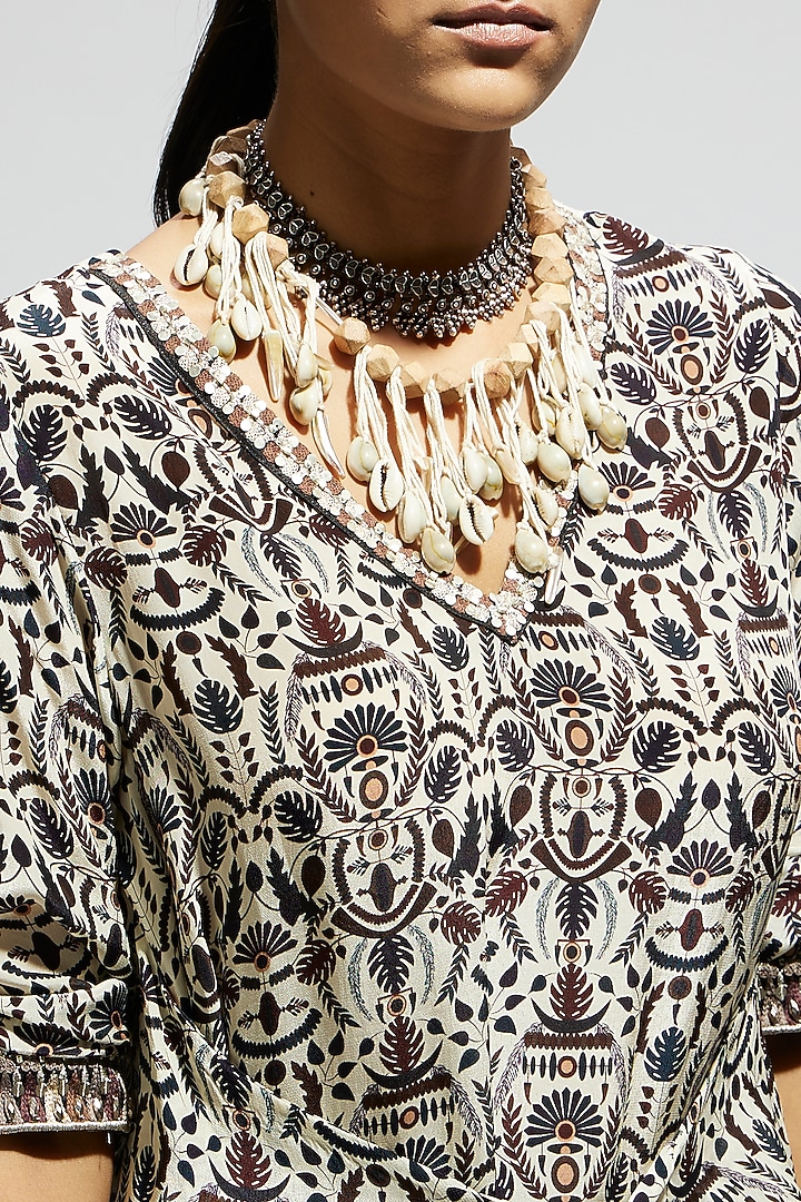 White Crepe Jaal Printed Tunic Set by SVA BY SONAM & PARAS MODI at Pernia's Pop Up Shop