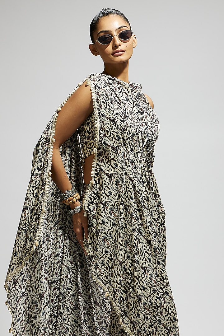 White Crepe Jaal Printed Pant Set by SVA BY SONAM & PARAS MODI at Pernia's Pop Up Shop