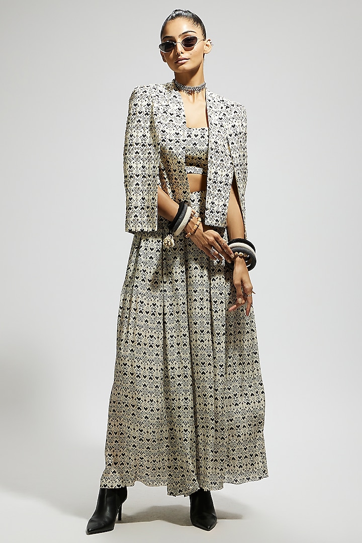 White Crepe Geometric Printed Cape Jacket Set by Sva By Sonam & Paras Modi at Pernia's Pop Up Shop