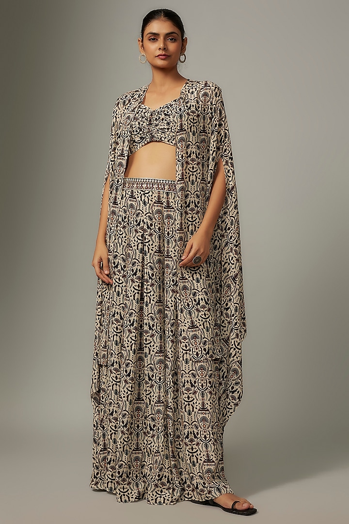 White Crepe Leaf Jaal Printed Cape Set by SVA BY SONAM & PARAS MODI at Pernia's Pop Up Shop