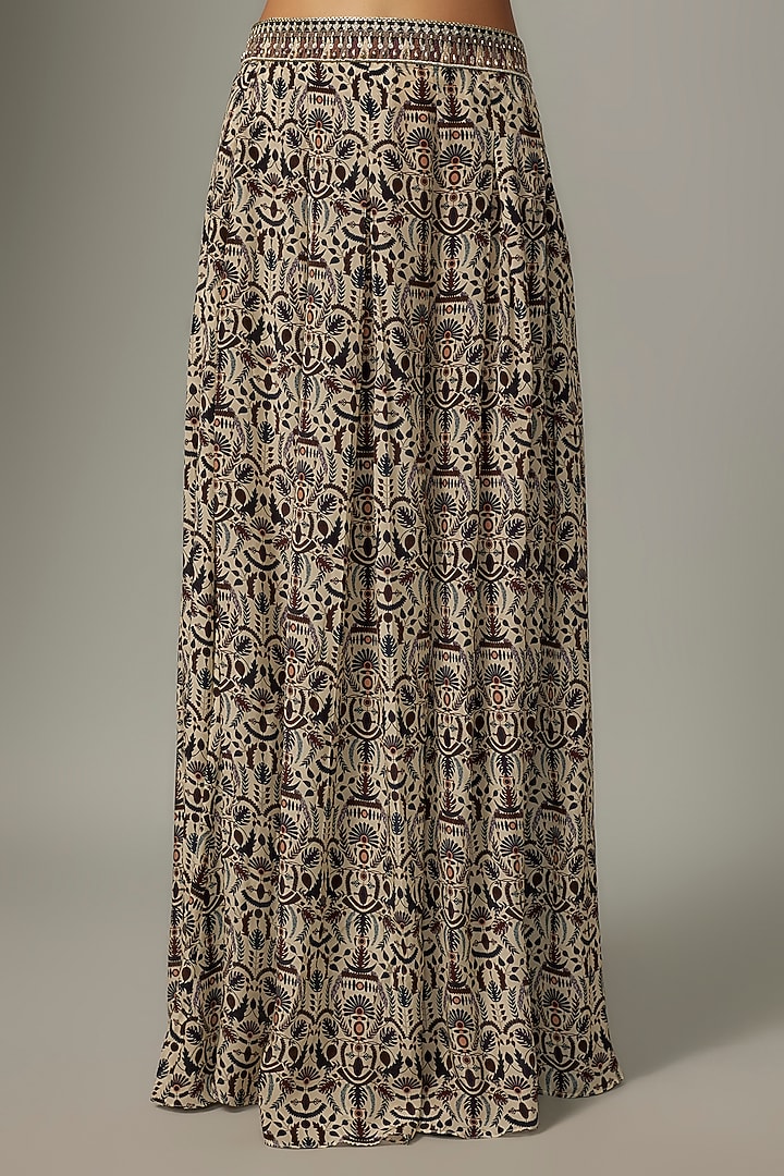 White Crepe Leaf Jaal Printed Cape Set by SVA BY SONAM & PARAS MODI at Pernia's Pop Up Shop