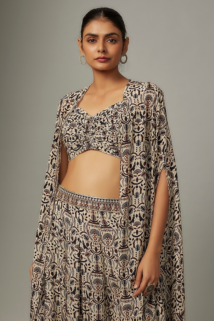White Crepe Leaf Jaal Printed Cape Set by SVA BY SONAM & PARAS MODI at Pernia's Pop Up Shop
