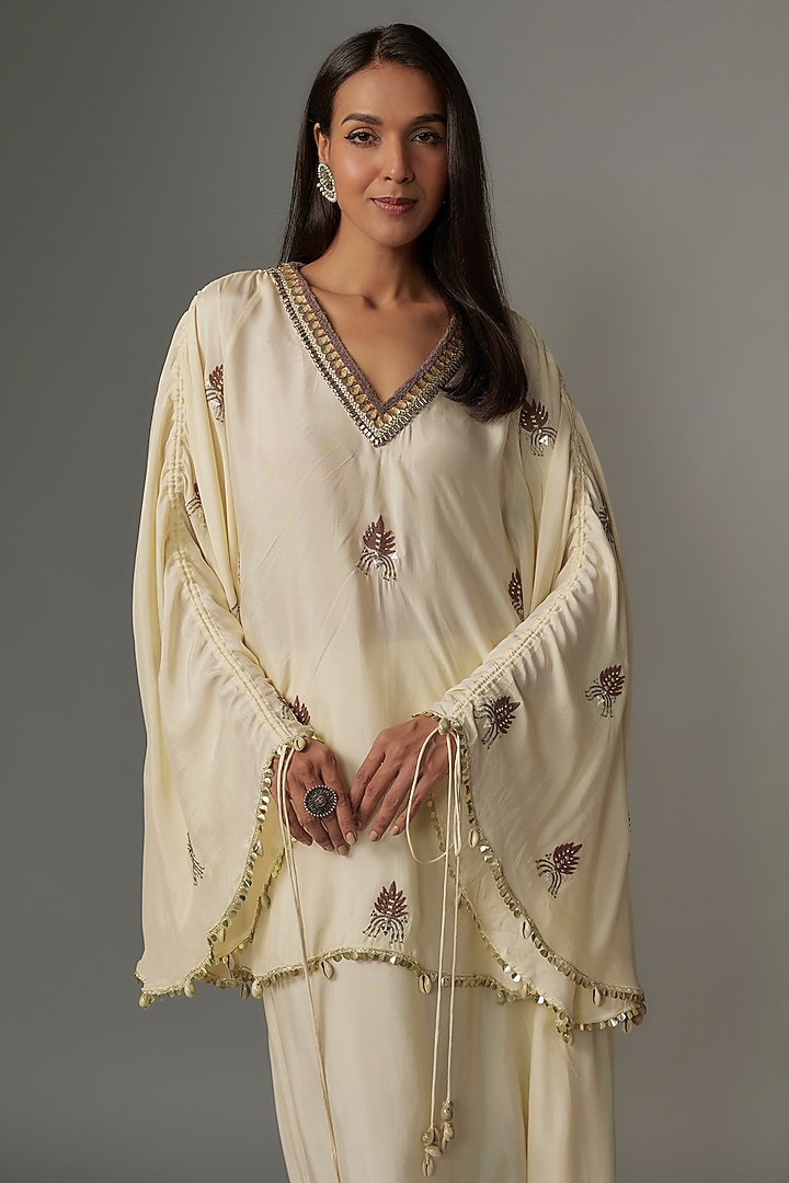 Ivory Crepe Embellished Kaftan Set by Sva By Sonam & Paras Modi at Pernia's Pop Up Shop