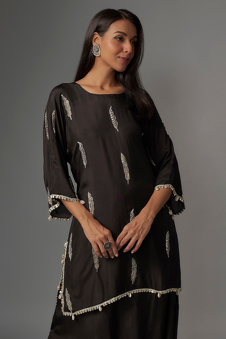 Black Crepe Feather Embroidered Tunic Set by Sva By Sonam & Paras Modi at Pernia's Pop Up Shop