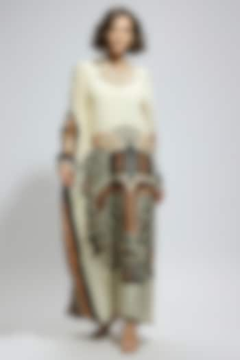 Ivory Crepe Kaftan Set by SVA BY SONAM & PARAS MODI at Pernia's Pop Up Shop