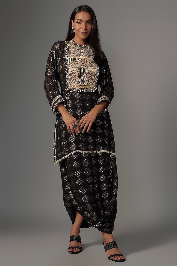 Black Silk Aztec Printed Tunic Set by Sva By Sonam & Paras Modi at Pernia's Pop Up Shop