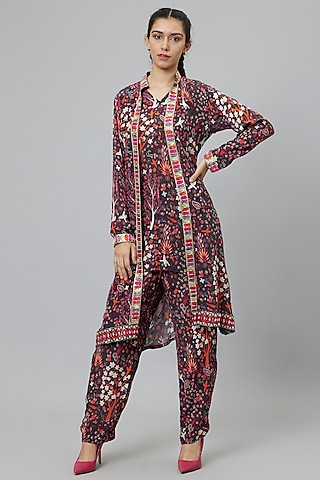Grey Crepe Printed Jacket Set by SVA BY SONAM & PARAS MODI
