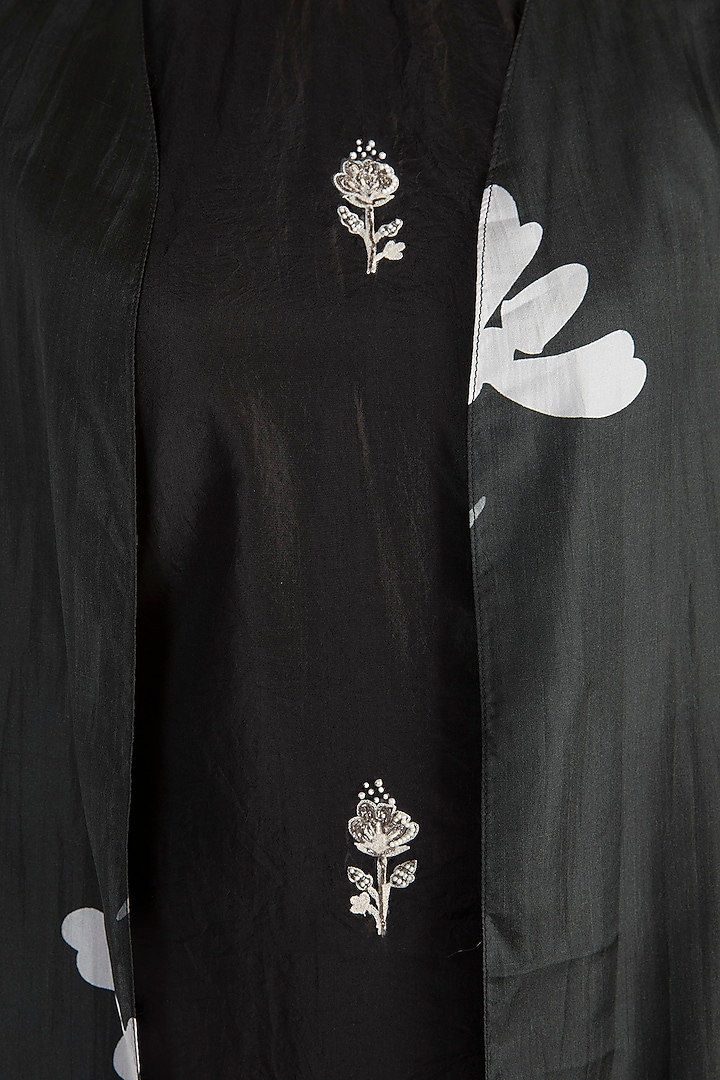 Black Embroidered Kurta With Pants & Printed Cape by Arya by SVA at Pernia's Pop Up Shop