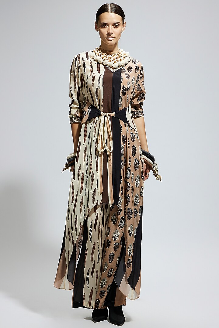 Ivory Crepe Feather Printed Tunic Set by SVA BY SONAM & PARAS MODI at Pernia's Pop Up Shop