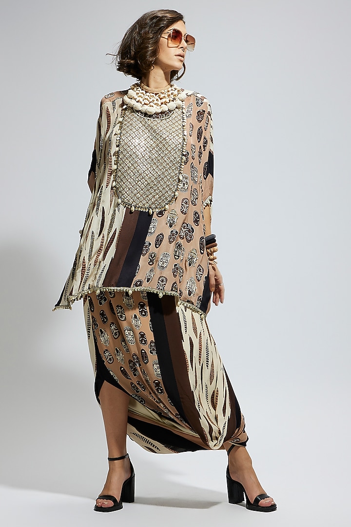 Brown & White Crepe Metallic Embroidered Kaftan Set by SVA BY SONAM & PARAS MODI at Pernia's Pop Up Shop