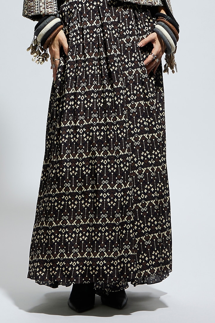 Black Crepe Threadwork Cape Jacket Set by SVA BY SONAM & PARAS MODI at Pernia's Pop Up Shop