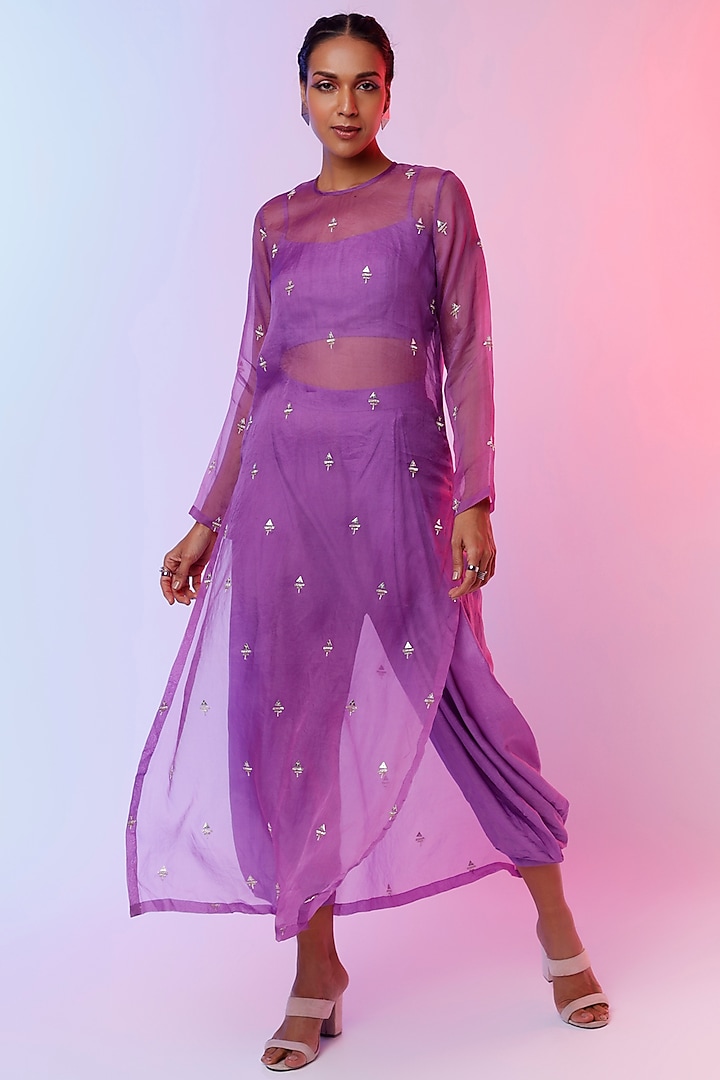 Purple Embroidered Kurta Set by SVA BY SONAM & PARAS MODI at Pernia's Pop Up Shop