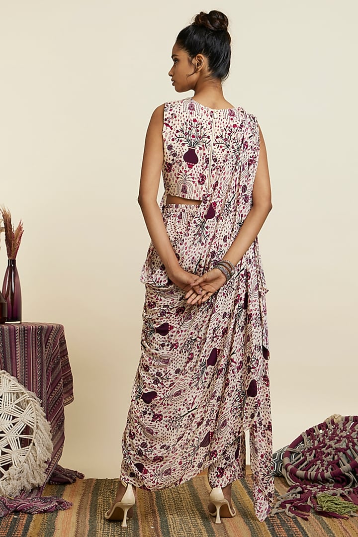 Safar Merlot Crepe Jaal Printed Co-Ord Set by SVA BY SONAM & PARAS MODI at Pernia's Pop Up Shop