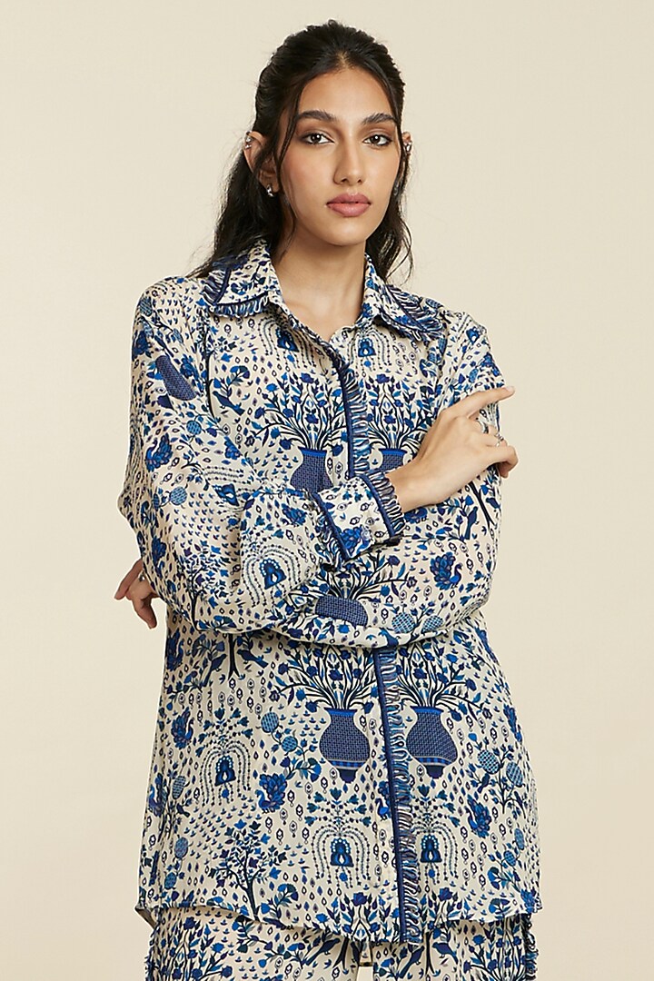 Safar Blue Crepe Jaal Printed Co-Ord Set by SVA BY SONAM & PARAS MODI at Pernia's Pop Up Shop