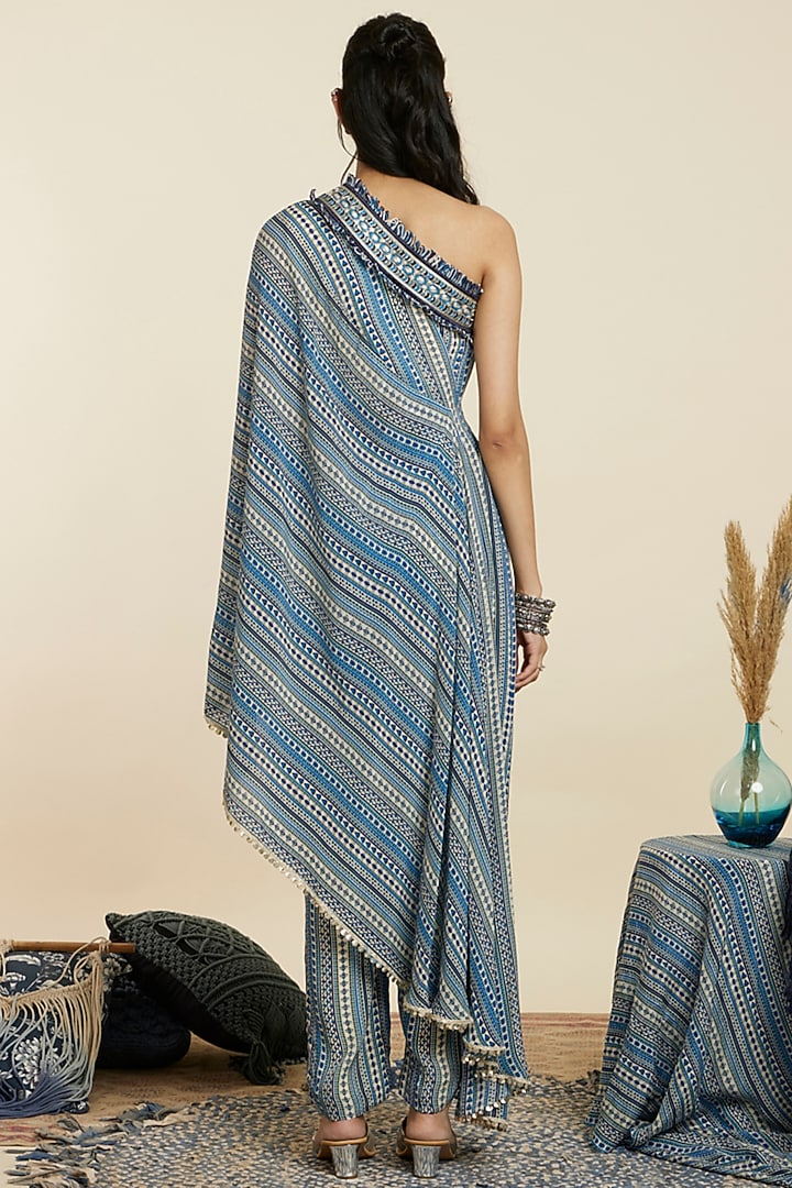 Blue Crepe Stripe Printed One-Shoulder Wedding Saree Set by SVA BY SONAM & PARAS MODI at Pernia's Pop Up Shop