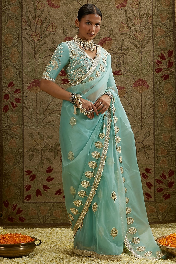 Blue Organza Embellished Reception Saree Set by SVA BY SONAM & PARAS MODI at Pernia's Pop Up Shop