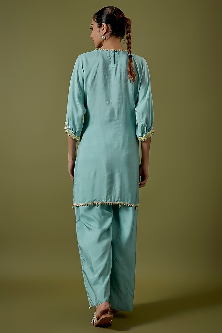 Teal Blue Habutai Silk Embellished Kurta Set by Sva By Sonam & Paras Modi at Pernia's Pop Up Shop