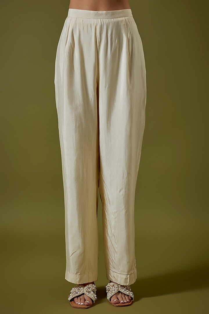 Ivory Silk Kurta Set by Sva By Sonam & Paras Modi at Pernia's Pop Up Shop