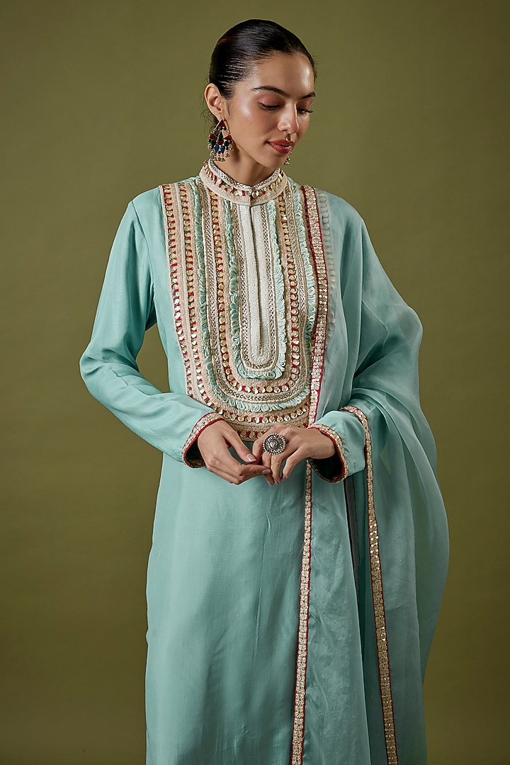 Teal Blue Habutai Silk Embellished Kurta Set by Sva By Sonam & Paras Modi at Pernia's Pop Up Shop
