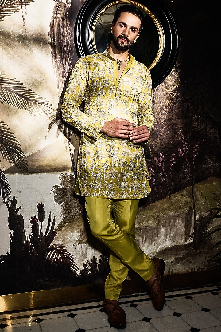 Lime Green Satin Thread Embroidered Kurta Set by Sva By Sonam & Paras Modi Men at Pernia's Pop Up Shop