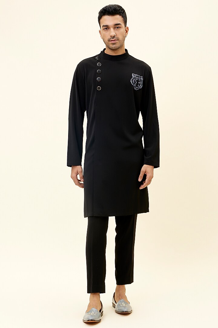 Black Volvo Embroidered Kurta Set by SVA BY SONAM & PARAS MODI Men at Pernia's Pop Up Shop