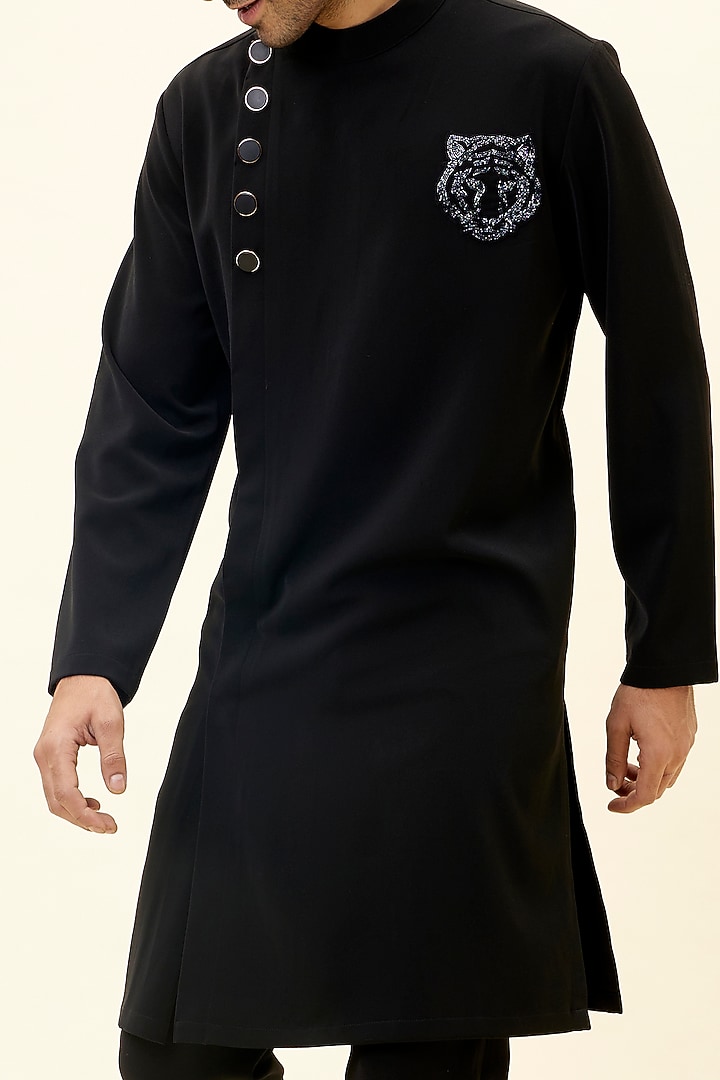 Black Volvo Embroidered Kurta Set by SVA BY SONAM & PARAS MODI Men at Pernia's Pop Up Shop