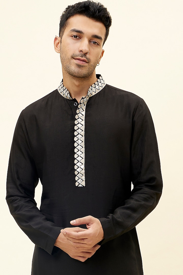 Black Silk Embroidered Kurta Set by SVA BY SONAM & PARAS MODI Men at Pernia's Pop Up Shop