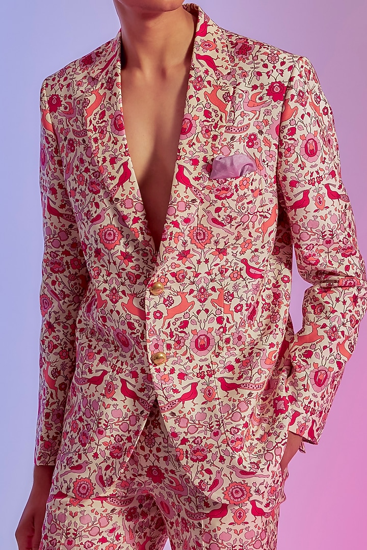 Ivory Silk Floral Blazer Set by Sva By Sonam & Paras Modi Men at Pernia's Pop Up Shop