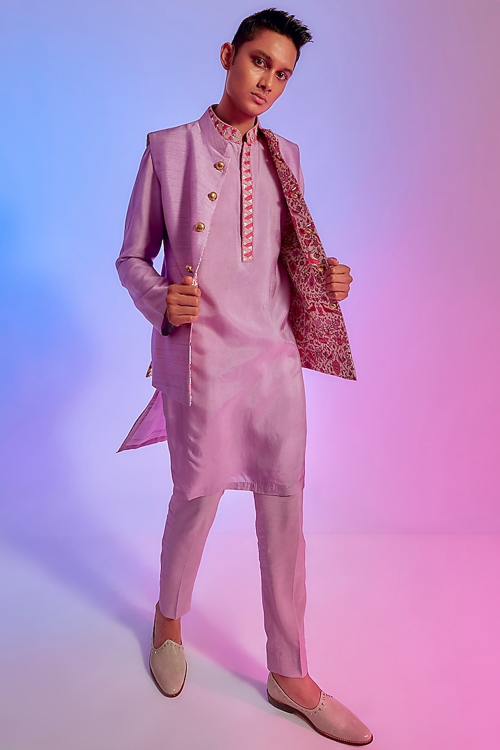 Lilac Floral Reversible Bundi Jacket by Sva By Sonam & Paras Modi Men