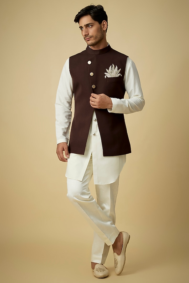 Brown Suiting Bundi Jacket by Sva By Sonam & Paras Modi Men at Pernia's Pop Up Shop