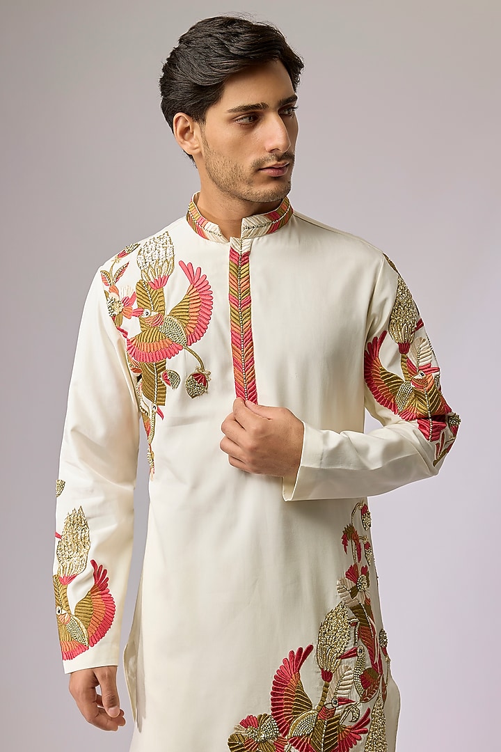 Ivory Silk Embroidered Kurta Set by Sva By Sonam & Paras Modi Men at Pernia's Pop Up Shop