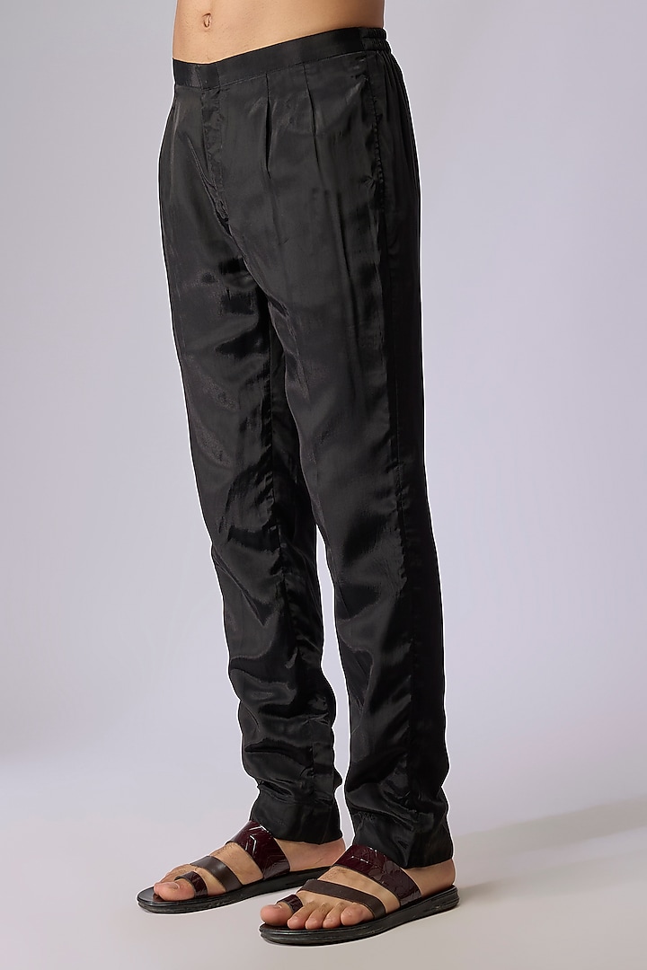 Black Silk Embellished Kurta Set by Sva By Sonam & Paras Modi Men at Pernia's Pop Up Shop