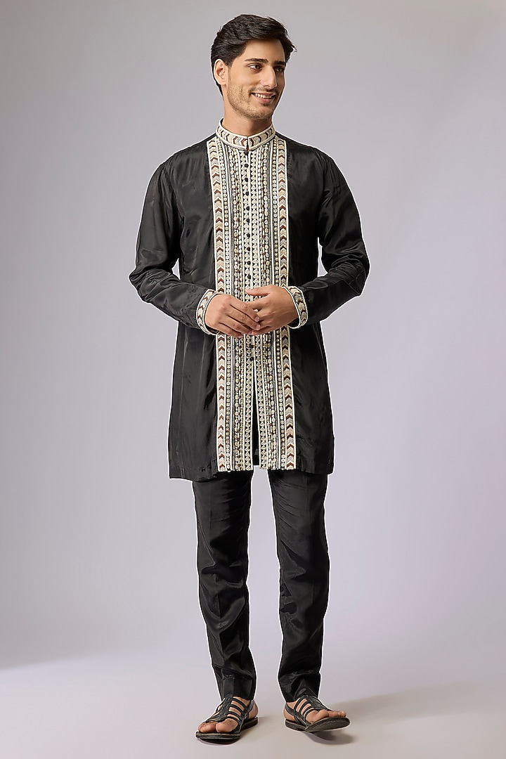 Black Crepe Kurta Set by Sva By Sonam & Paras Modi Men
