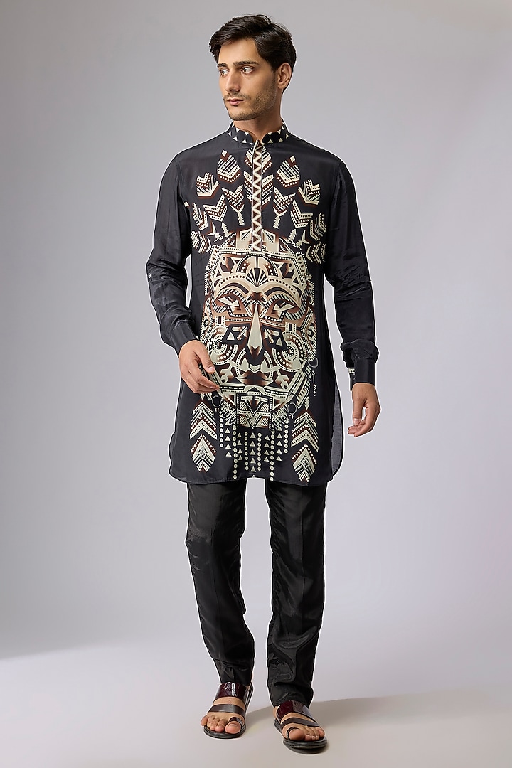 Black Crepe Printed Kurta by Sva By Sonam & Paras Modi Men