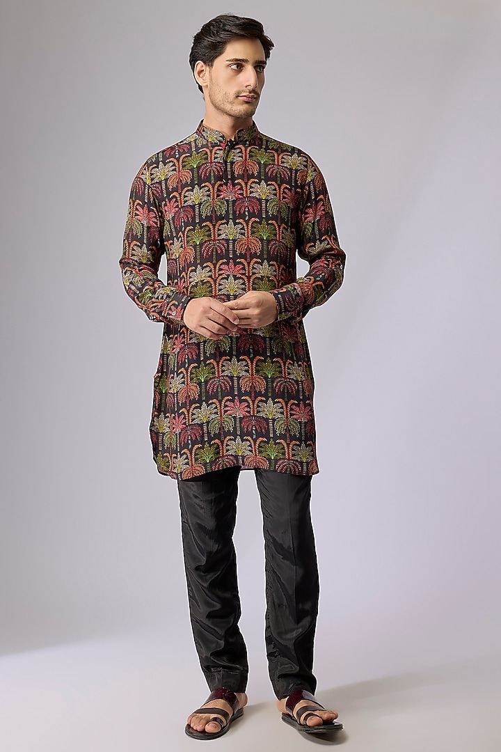 Black Crepe Printed Kurta by Sva By Sonam & Paras Modi Men