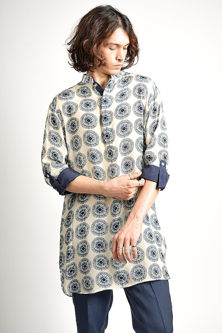 Ivory-Blue Crepe Printed Kurta by SVA BY SONAM & PARAS MODI Men at Pernia's Pop Up Shop