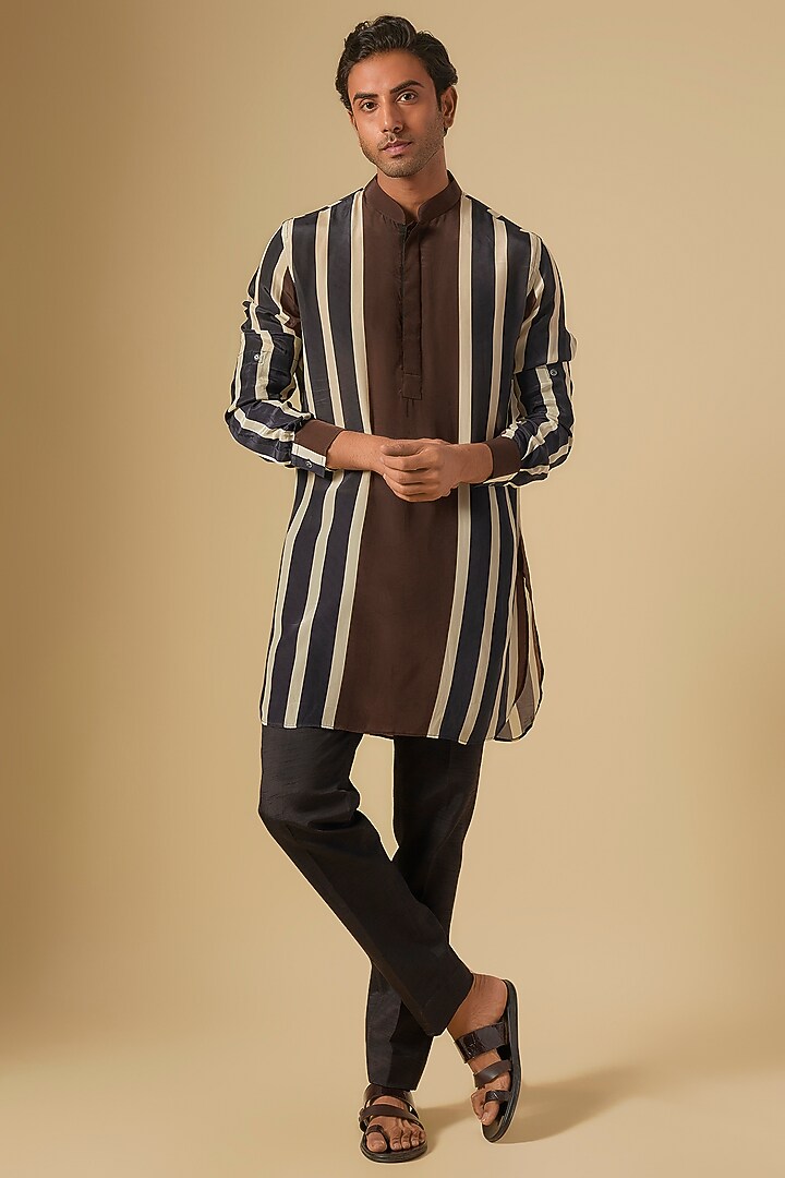 Brown Crepe Jaal Printed Kurta by Sva By Sonam & Paras Modi Men at Pernia's Pop Up Shop