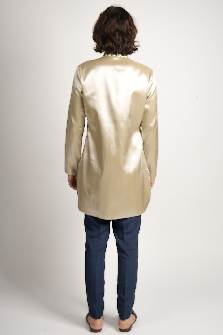 Silver Metallic Fabric Embroidered Straight Kurta by SVA BY SONAM & PARAS MODI Men at Pernia's Pop Up Shop