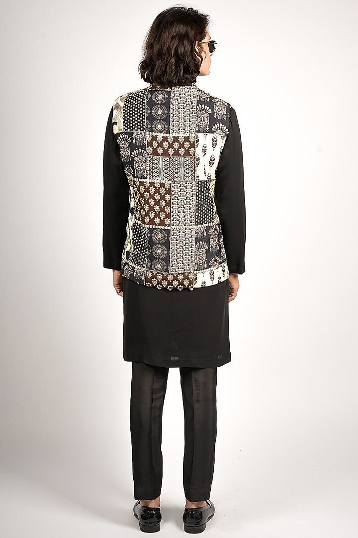 Black Crepe Patchwork Bundi Jacket by SVA BY SONAM & PARAS MODI Men at Pernia's Pop Up Shop