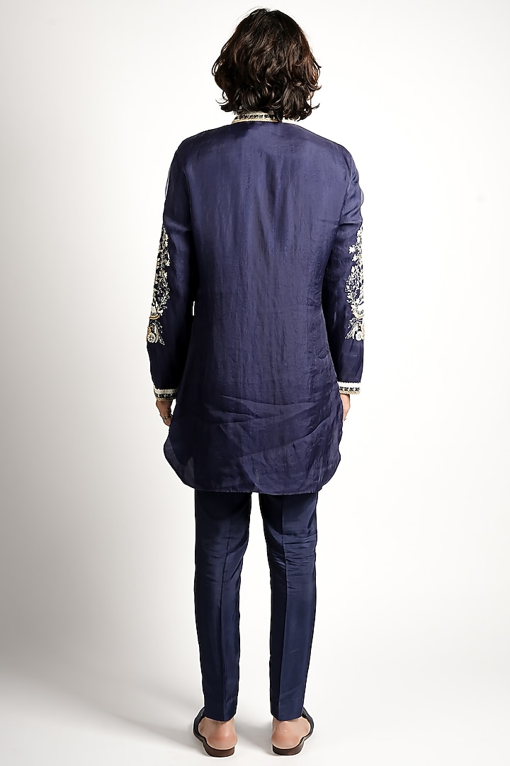 Blue Organza Embroidered Kurta Set by SVA BY SONAM & PARAS MODI Men at Pernia's Pop Up Shop