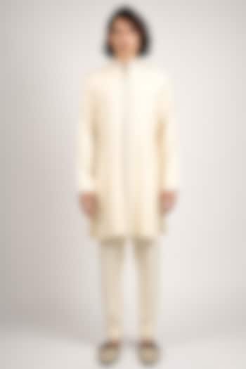 Ivory Crepe Embroidered Kurta Set by Sva By Sonam & Paras Modi Men at Pernia's Pop Up Shop