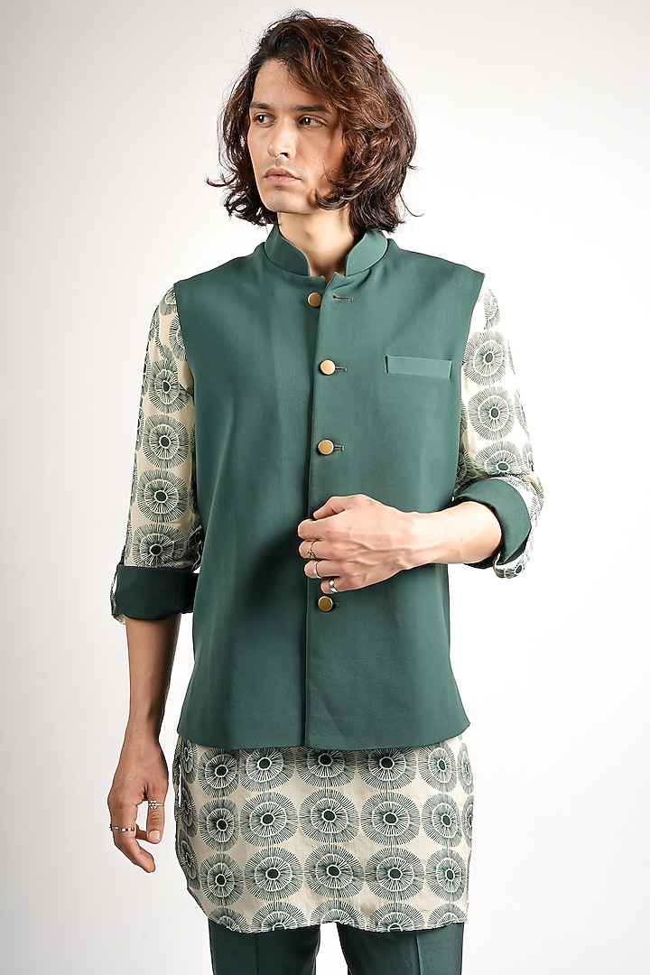 Emerald Silk & Volvo Fabric Printed Bundi Jacket Set by Sva By Sonam & Paras Modi Men at Pernia's Pop Up Shop