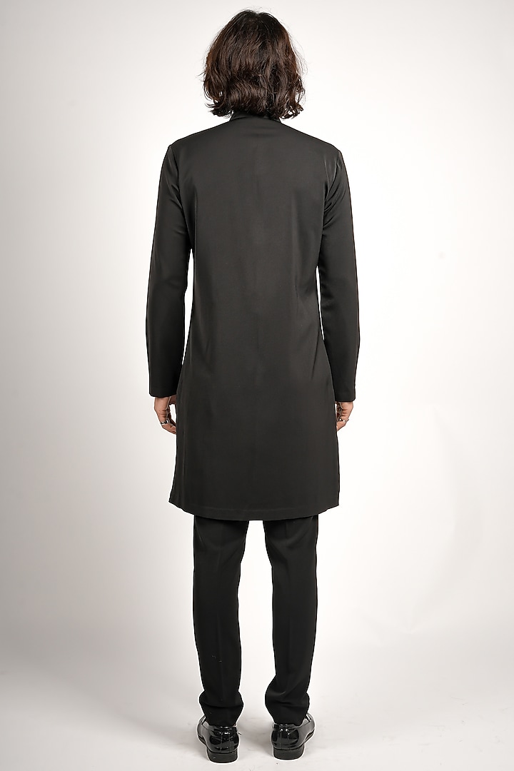 Black Volvo Fabric Kurta Set by Sva By Sonam & Paras Modi Men at Pernia's Pop Up Shop