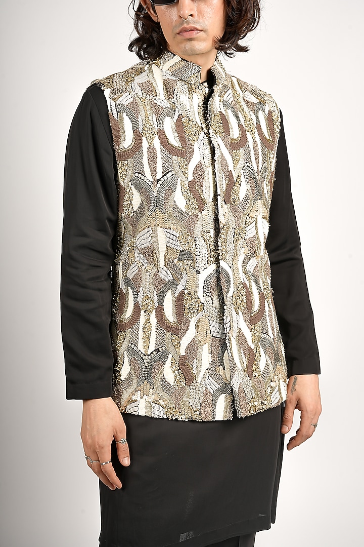 Black Silk Embellished Bundi Jacket by Sva By Sonam & Paras Modi Men at Pernia's Pop Up Shop