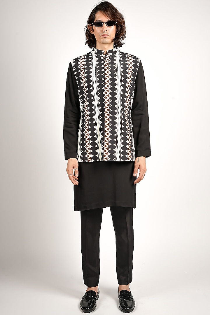Black Crepe Tribal Printed Bundi Jacket Set by Sva By Sonam & Paras Modi Men at Pernia's Pop Up Shop